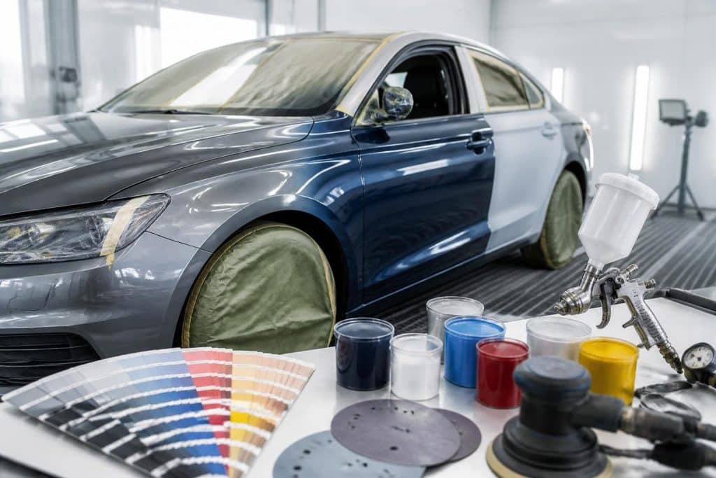 découvrez les tarifs pour repeindre une voiture et les facteurs qui influencent le prix afin de mieux planifier votre budget rénovation automobile.