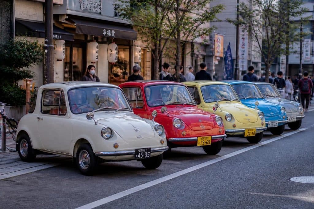 découvrez tout ce qu'il faut savoir sur les kei cars, ces petites voitures japonaises compactes, économiques et pratiques adaptées à la conduite urbaine.