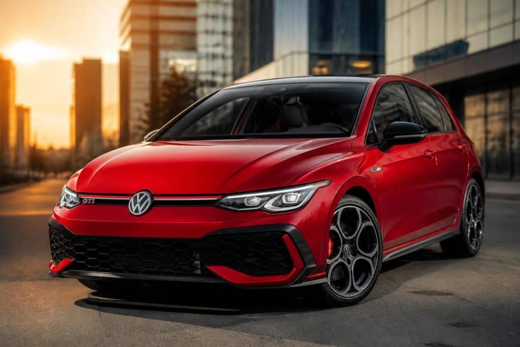 découvrez la volkswagen golf gti edition 50 : un concentré de puissance, ses caractéristiques clés et son prix pour une expérience de conduite inégalée.